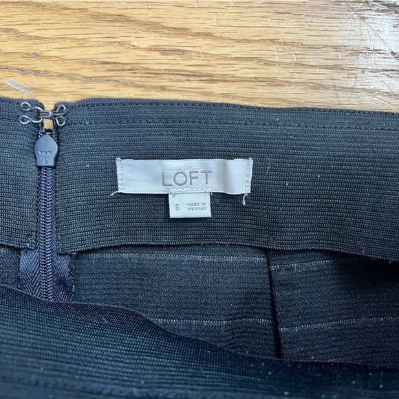 LOFT Navy & White Striped Mini Skirt - Picture 4 of 5